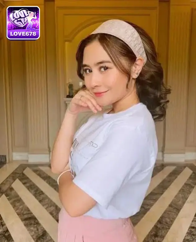 Prilly Latuconsina-hiutoto