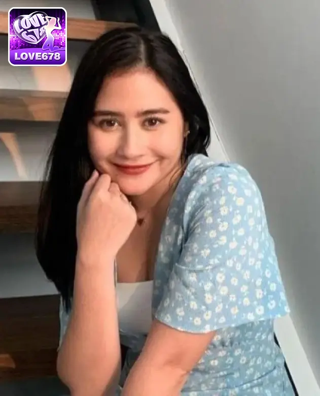 Prilly Latuconsina-hiutoto